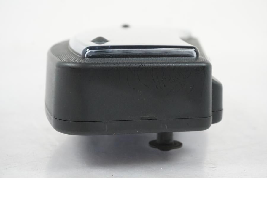 Vänster sida på Instrumentpanel från en Kawasaki ER-6F -2010 motorcykel.