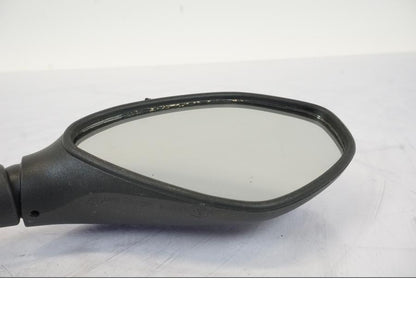 Vänster sida på Backspegel från en BMW S 1000 XR -2019 motorcykel.