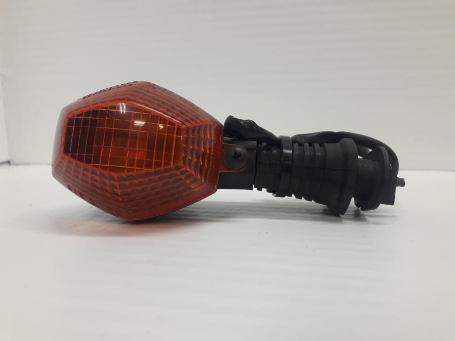 Framsidan på Blinkers från en Suzuki SV 1000 -2004 motorcykel.