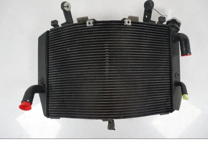 Extrabild2 på Vattenkyl från en Yamaha YZF 1000 R1 -2007 motorcykel.