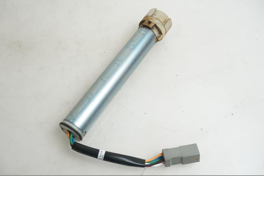 Framsidan på Gasrulle från en Indian Chieftain Dark Horse -2019 motorcykel.