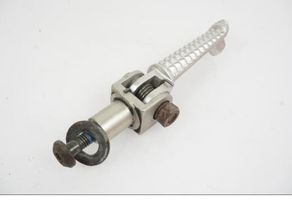 Framsidan på Fotpinne från en Yamaha YZF R6 -2006 motorcykel.