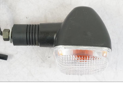 Baksidan på Blinkers från en Suzuki GSX 1300 RX -1999 motorcykel.