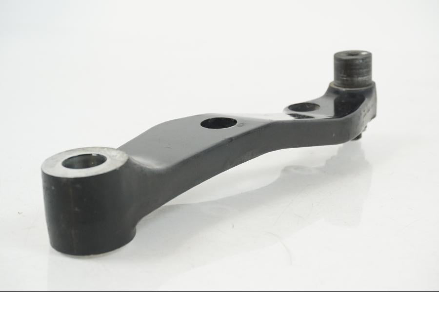 Snett uppifrån på Bromsoksfäste från en Suzuki VS 1400 -1999 motorcykel.