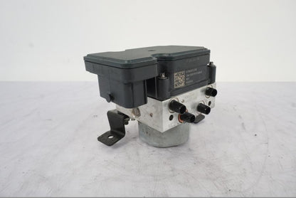 Framsidan på ABS Modulator från en KTM 1290 Super Duke -2019 motorcykel.