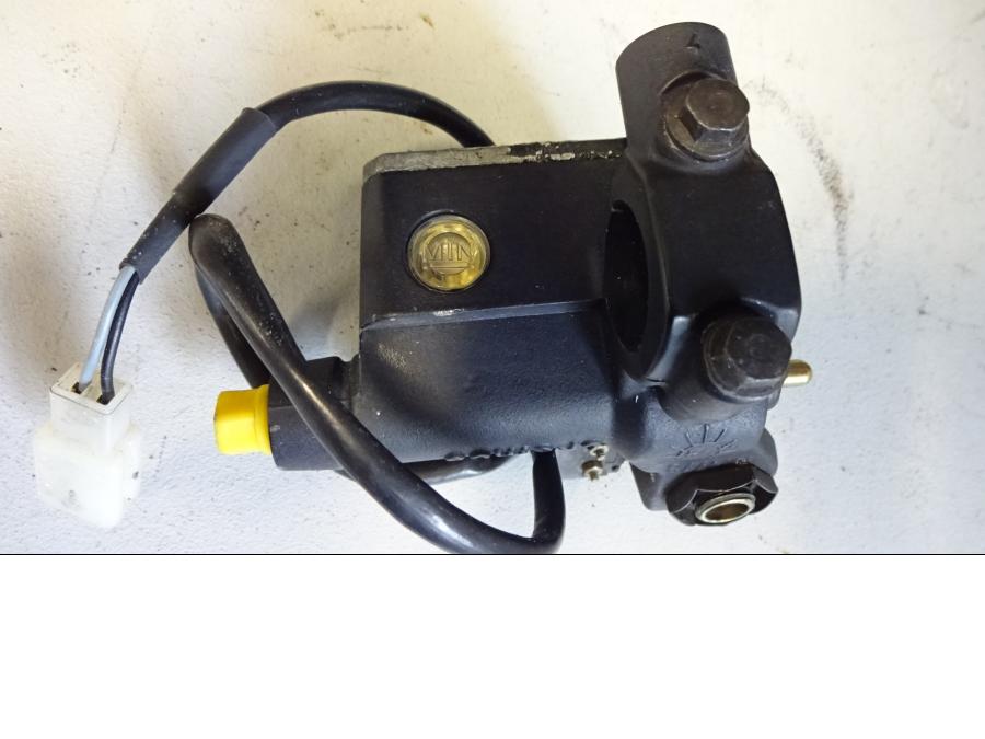 Höger sida på Bromshuvudcylinder från en KTM 640 SM -2004 motorcykel.