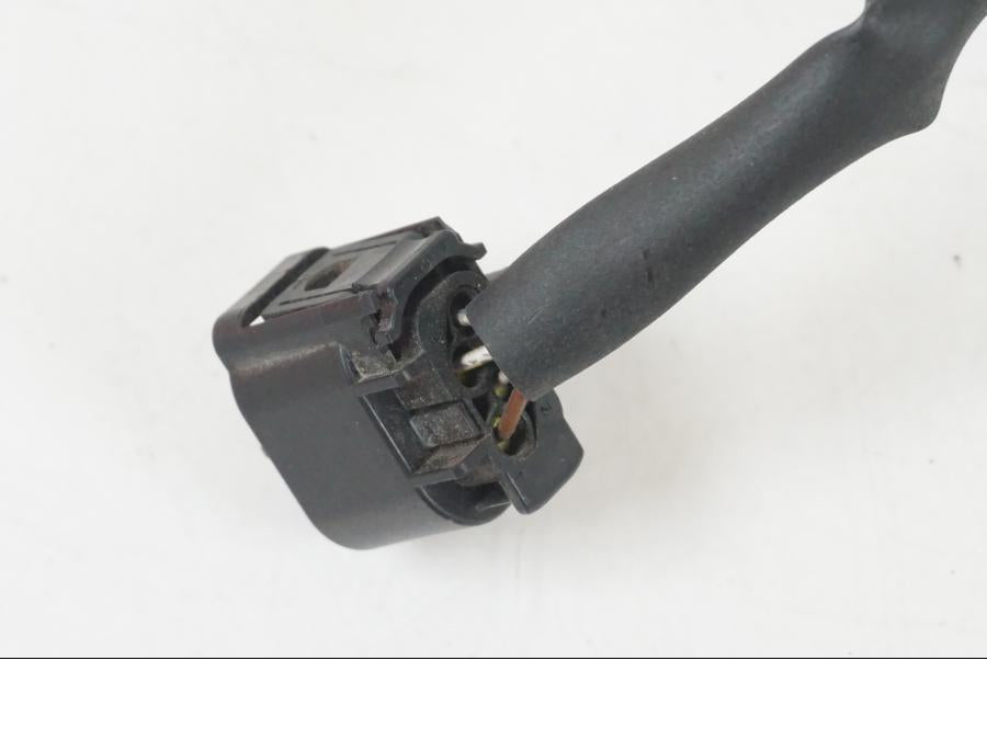 Snett uppifrån på Kablage från en BMW R 1250 GS -2021 motorcykel.