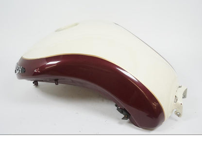 Framsidan på Bensintank från en Triumph Rocket III -2007 motorcykel.