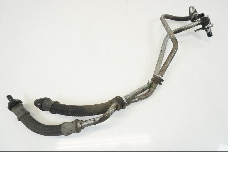 Extrabild1 på Oljekylslang från en Honda CB 750 -2002 motorcykel.