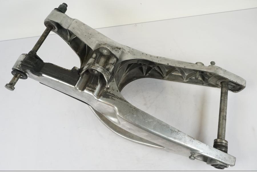 Extrabild2 på Sving från en Aprilia RS 125 -2000 motorcykel.