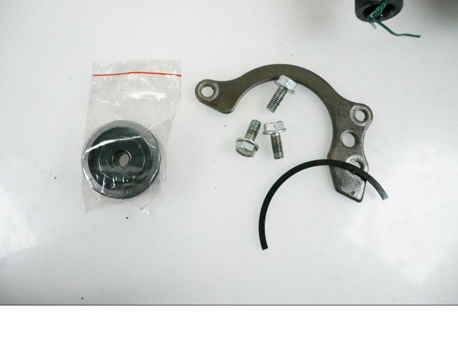 Vänster sida på Växellåda från en Honda VFR 800 -2005 motorcykel.