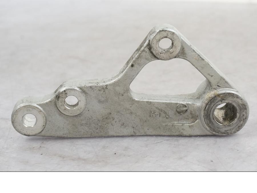 Snett uppifrån på Bromsoksfäste från en Kawasaki ZZR 600 -1993 motorcykel.