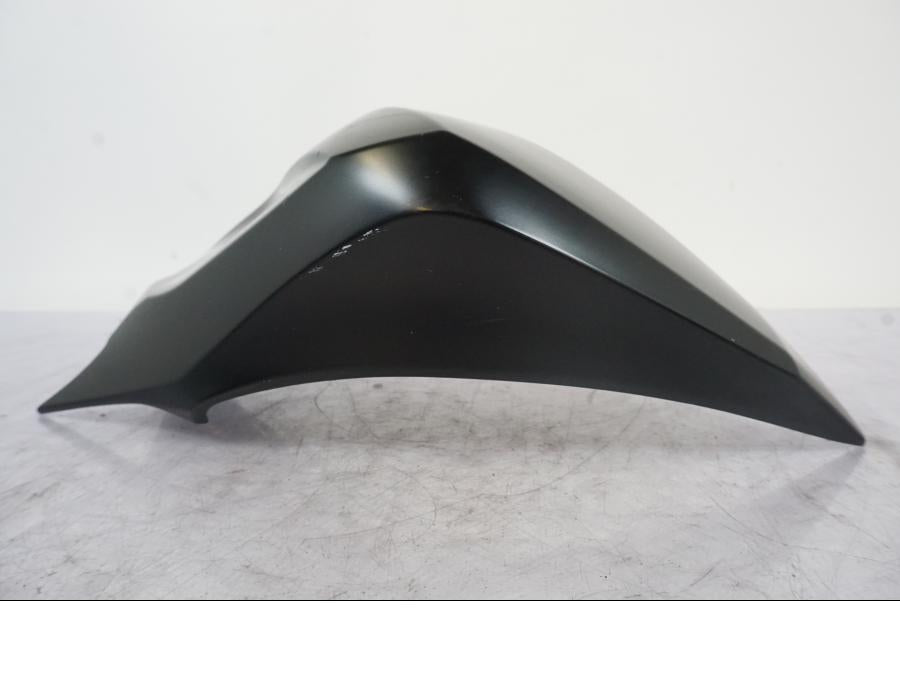 Höger sida på Tankkåpa från en Kawasaki Z 800 -2014 motorcykel.