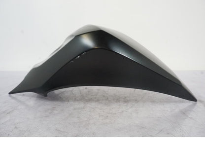 Höger sida på Tankkåpa från en Kawasaki Z 800 -2014 motorcykel.