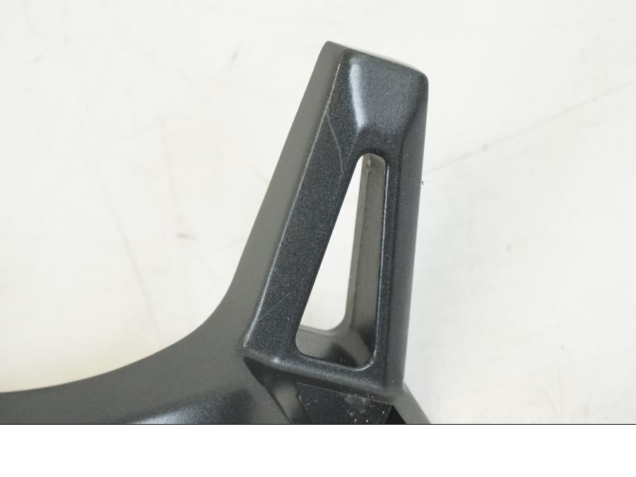 Höger sida på Fotpinne från en Yamaha MT-09 -2021 motorcykel.