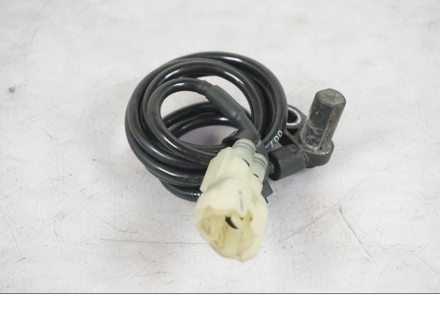 Framsidan på ABS givare från en Triumph Tiger 1200 -2018 motorcykel.