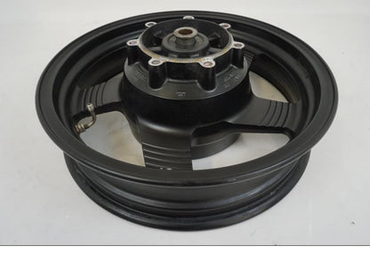 Baksidan på Fälg från en Kawasaki VN 1500 -1996 motorcykel.