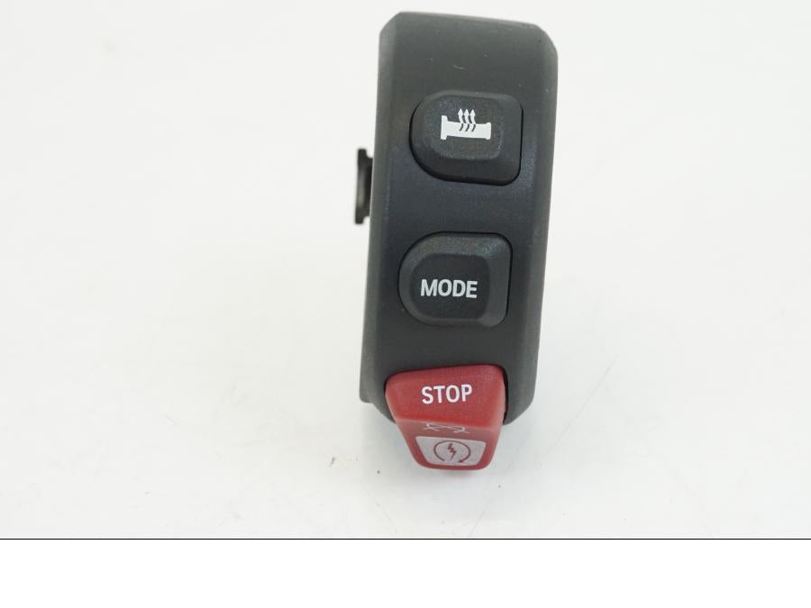 Baksidan på Styrelreglage från en BMW R 1250 GS -2019 motorcykel.