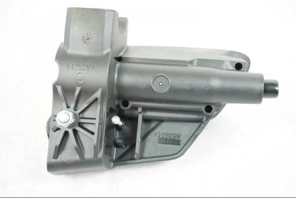 Snett uppifrån på Kopplingshuvudcylinder från en BMW R 1250 GSA -2021 motorcykel.