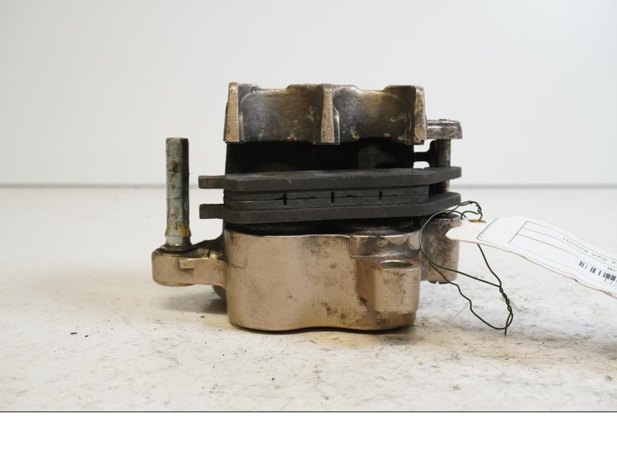 Höger sida på Bromsok från en Honda VFR 750 -1996 motorcykel.