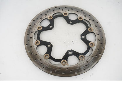 Framsidan på Bromsskiva från en Suzuki GSX 1300 R -2017 motorcykel.