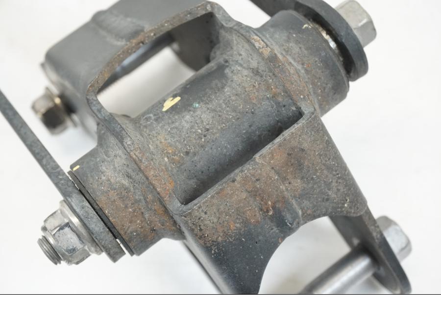 Vänster sida på Stötdämparlänkage från en Kawasaki NINJA 400 -2020 motorcykel.