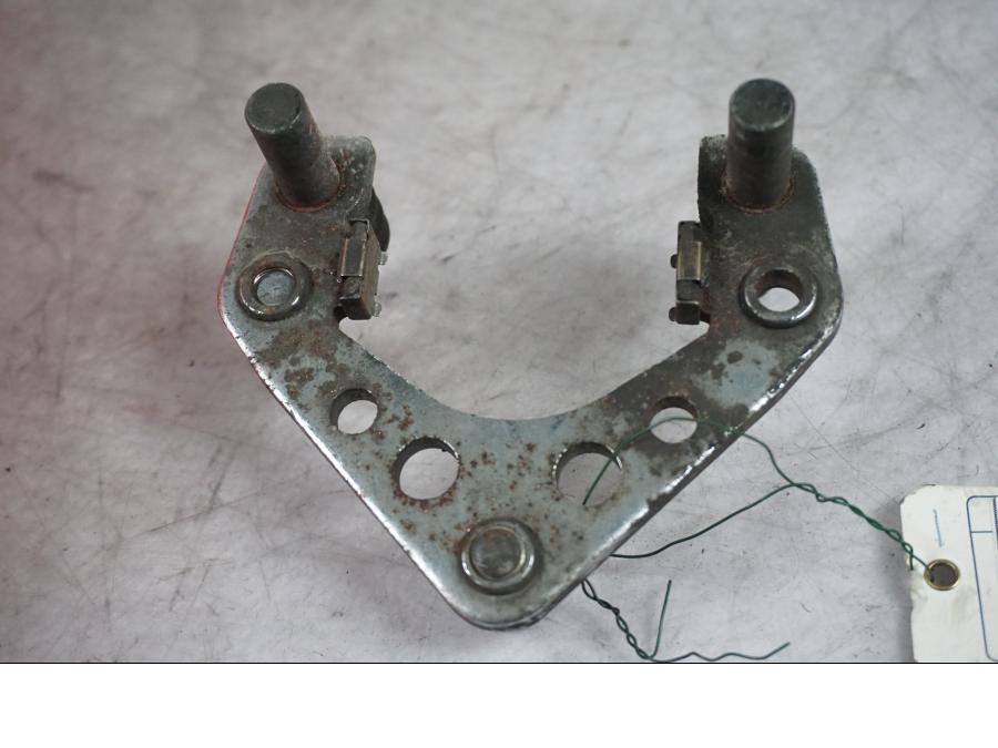 Framsidan på Bromsoksfäste från en Kawasaki VN 1500 -1996 motorcykel.