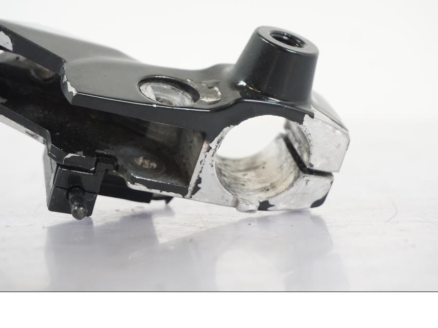 Snett uppifrån på Kopplingsklo från en Yamaha XVS 1100 -2004 motorcykel.