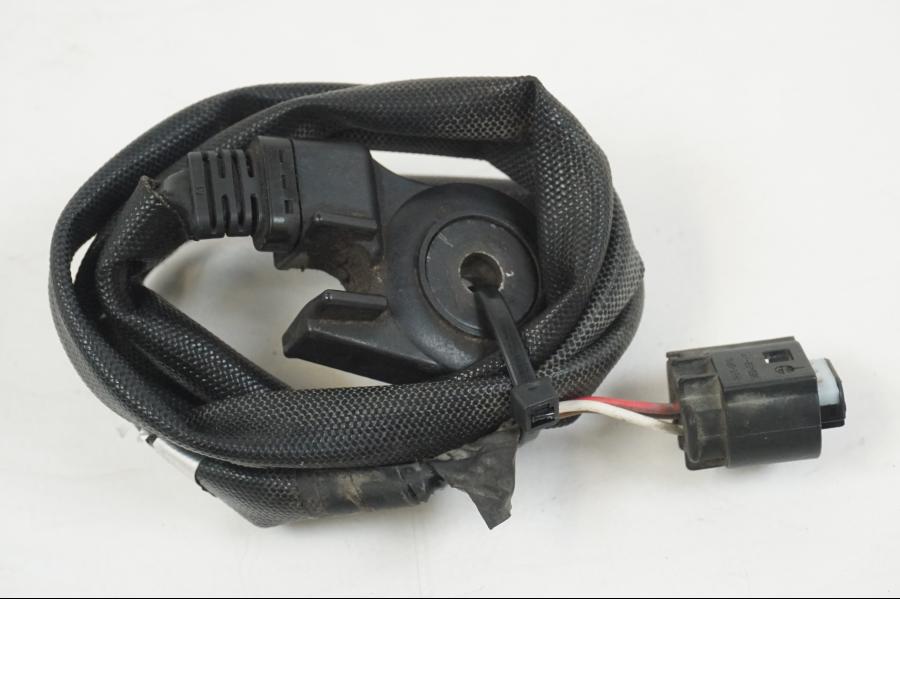 Vänster sida på Sidostödsbrytare från en BMW F 650 CS -2002 motorcykel.