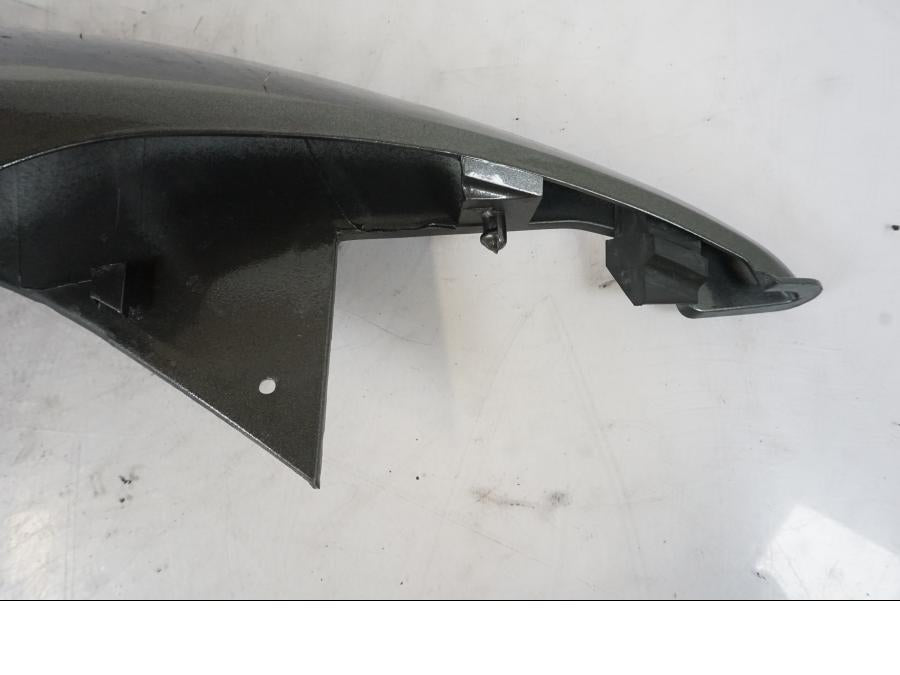 Extrabild2 på Bakvinge från en Suzuki GSX-R 1000 -2005 motorcykel.