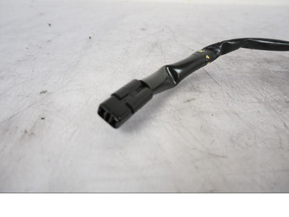 Baksidan på Bromsljuskontakt från en Kawasaki Z 800 -2014 motorcykel.