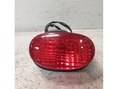 Framsidan på Baklampa från en Suzuki VZ 1600 -2005 motorcykel.