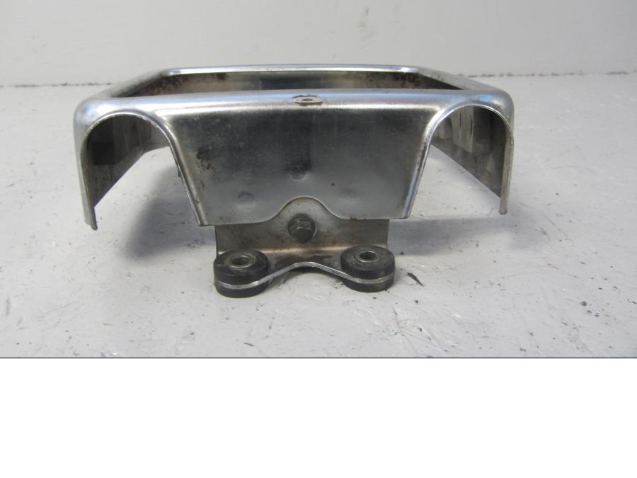 Snett uppifrån på Oljekyldekor från en Suzuki VS 1400 -1996 motorcykel.