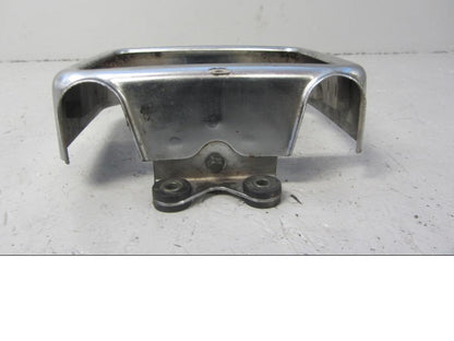 Snett uppifrån på Oljekyldekor från en Suzuki VS 1400 -1996 motorcykel.