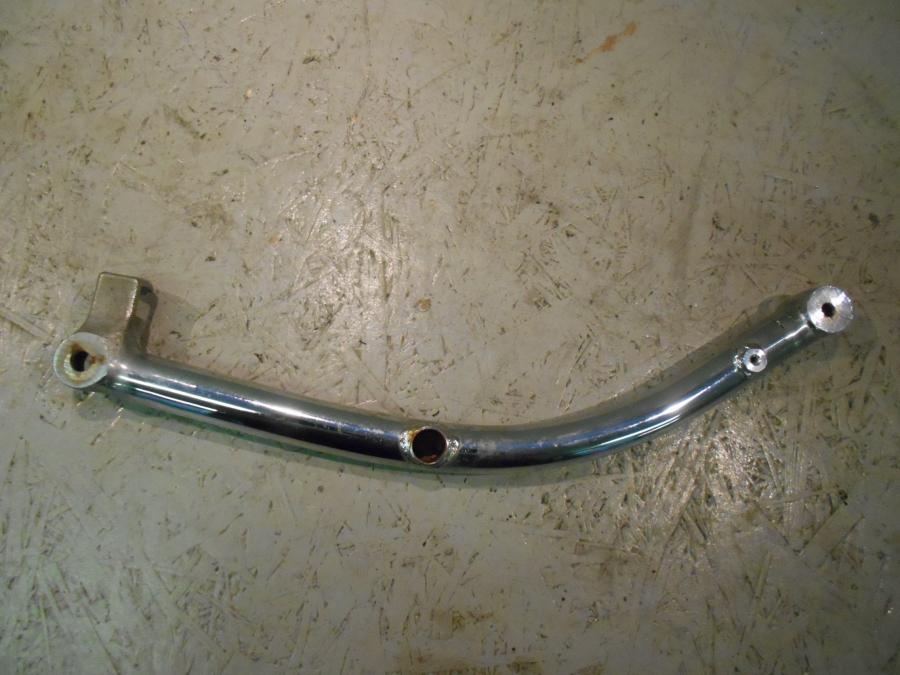 Baksidan på Bakskärmstag från en Suzuki VS 750 Intruder -1986 motorcykel.