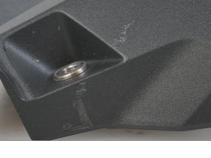 Höger sida på Vindrutejustering från en BMW R 1300 GS -2024 motorcykel.