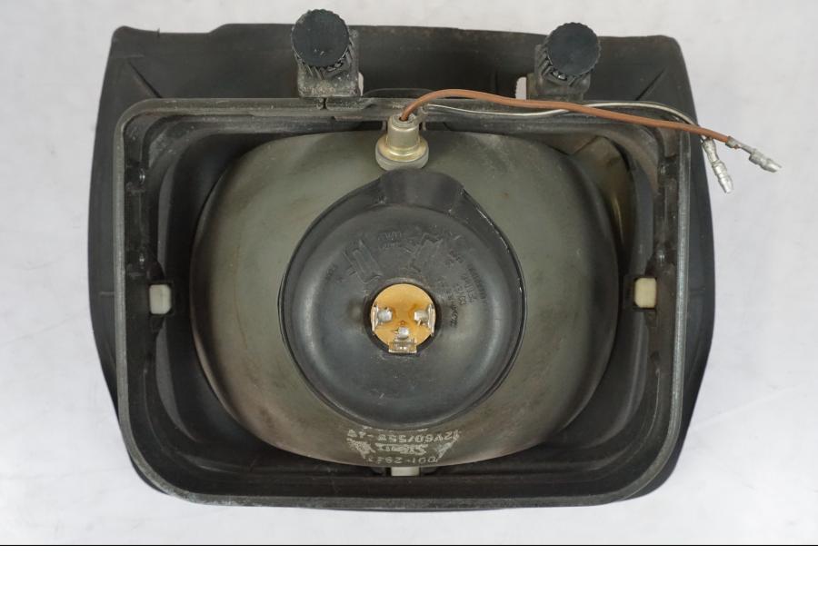 Extrabild1 på Strålkastarinsats från en Suzuki GSX 550 EF -1985 motorcykel.