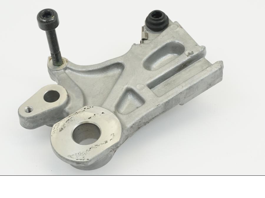 Framsidan på Bromsoksfäste från en Yamaha MT-07 -2019 motorcykel.