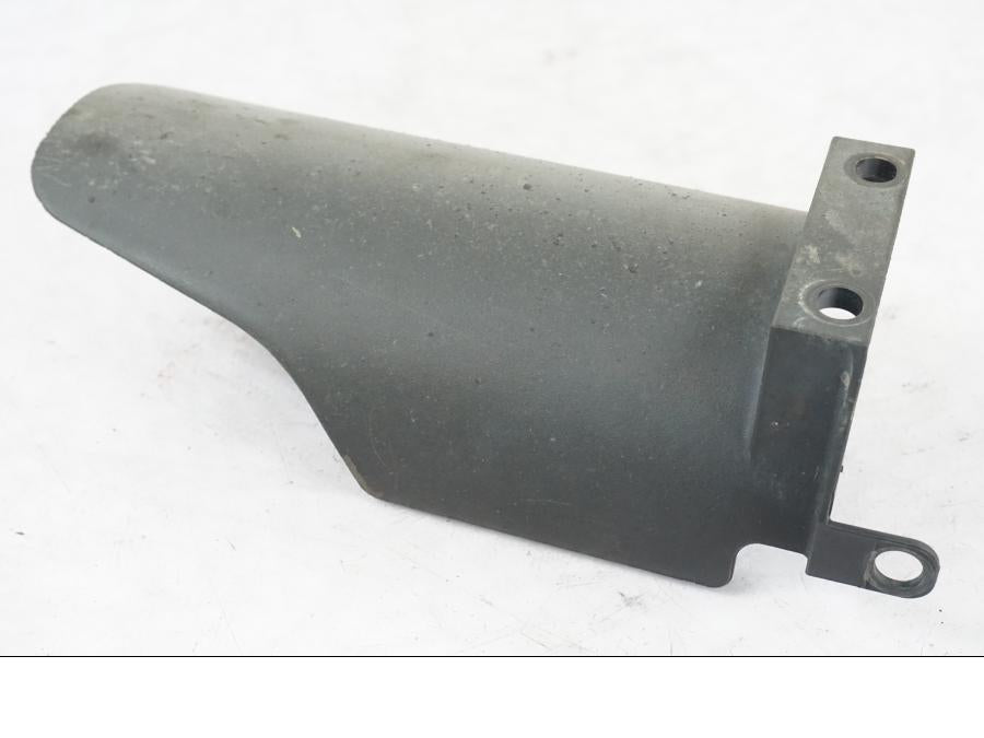 Baksidan på Stänkskydd från en BMW R 1200 GSA -2012 motorcykel.