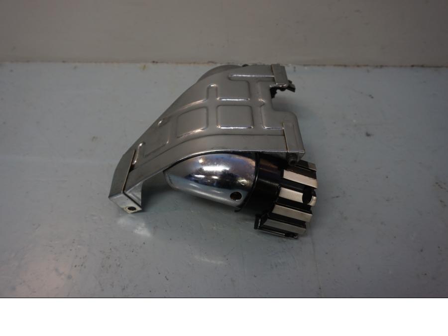 Höger sida på Värmeskydd från en Yamaha V-MAX 1200 -2001 motorcykel.