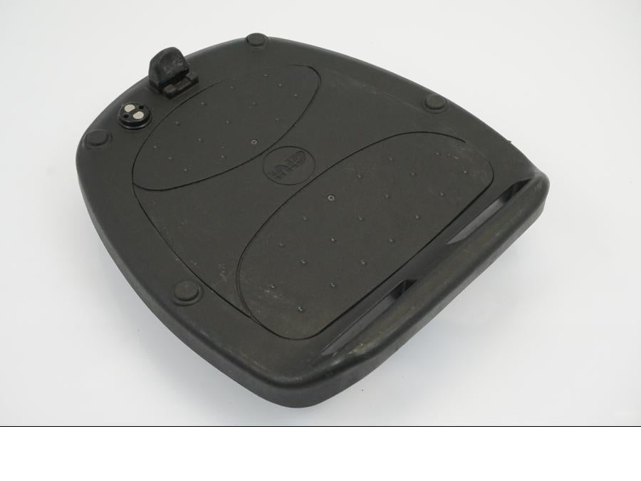 Framsidan på Topboxfäste från en Triumph Sprint ST -2004 motorcykel.