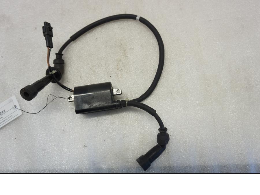 Framsidan på Tändspole från en Suzuki SV 650 -2016 motorcykel.