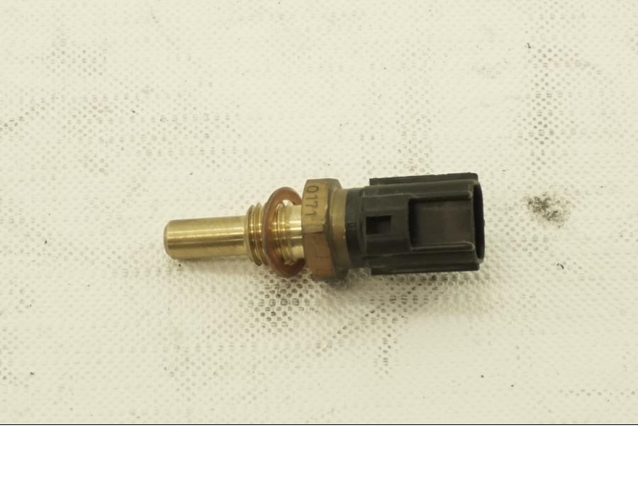 Framsidan på Luftburksensor från en Suzuki DL 1000 -2005 motorcykel.