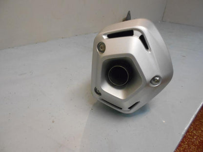 Höger sida på Ljuddämpare från en Kawasaki ZZ-R 1400 -2015 motorcykel.