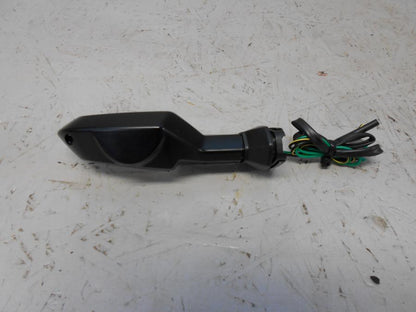 Baksidan på Blinkers från en Kawasaki Z 800 -2013 motorcykel.