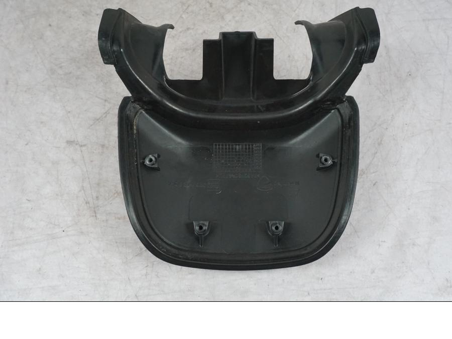 Vänster sida på Bensintankskåpa från en Ducati Multistrada V4 -2024 motorcykel.