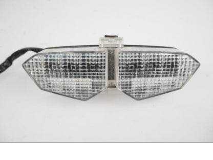 Framsidan på Baklampa från en Yamaha YZF R6 -2006 motorcykel.