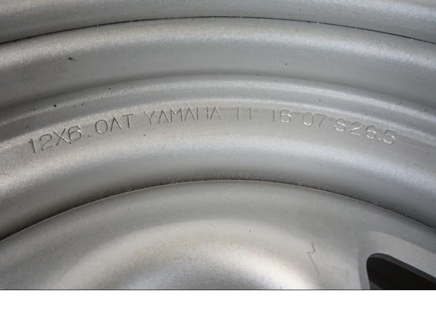 Snett uppifrån på Fälg från en Yamaha YFM 700 -2018 ATV.