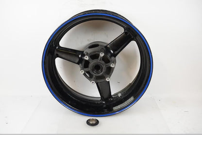 Framsidan på Fälg från en Yamaha YZF 1000 R1 -2001 motorcykel.