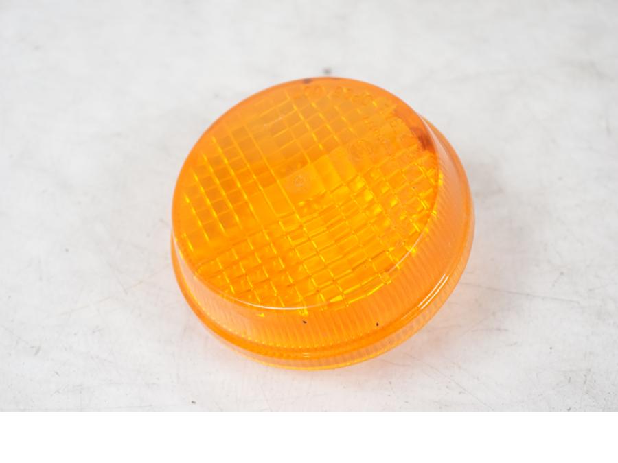 Framsidan på Blinkersglas från en Honda VT 600 C -1998 motorcykel.